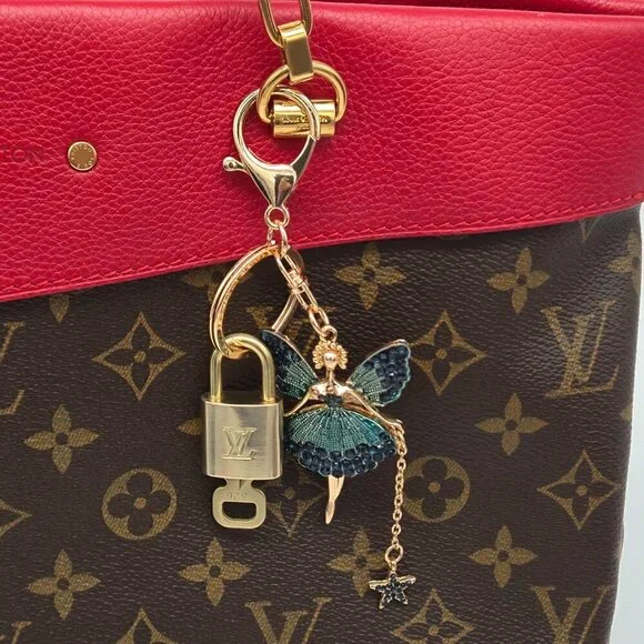 100% Auth Louis Vuitton Lock & Key with unbranded Bagcharm, Keycharm, Keychain - Picture 8 of 8